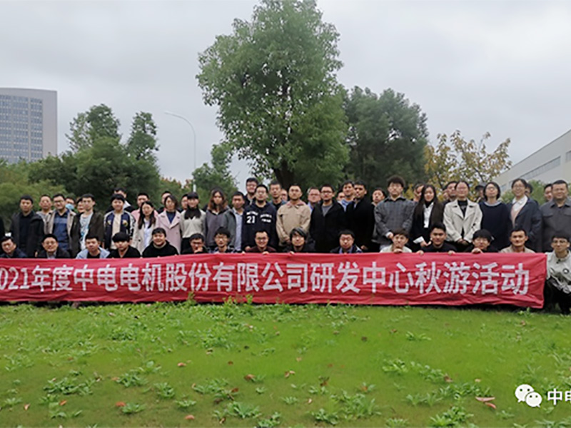 CLP motor delphine desenvolve gratid?o e se reúne